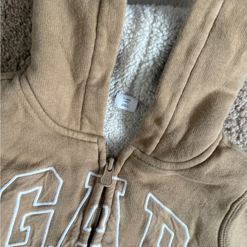 GAP Baby Toddler Tan Zip-Up Hoodie – Size 2T - Picture 3 of 4